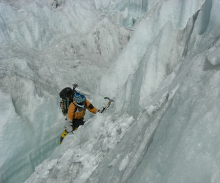 Kusum Kanguru Peak Climbing