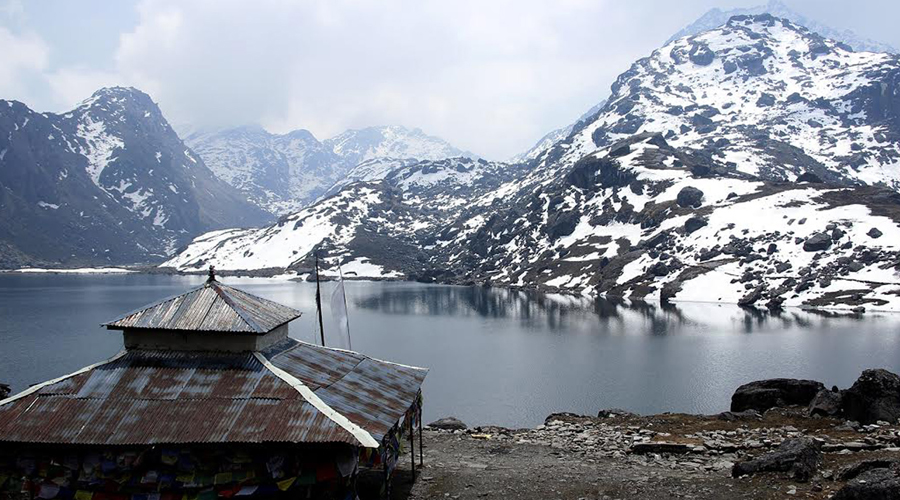 Langtang Gosaikunda Trekking
